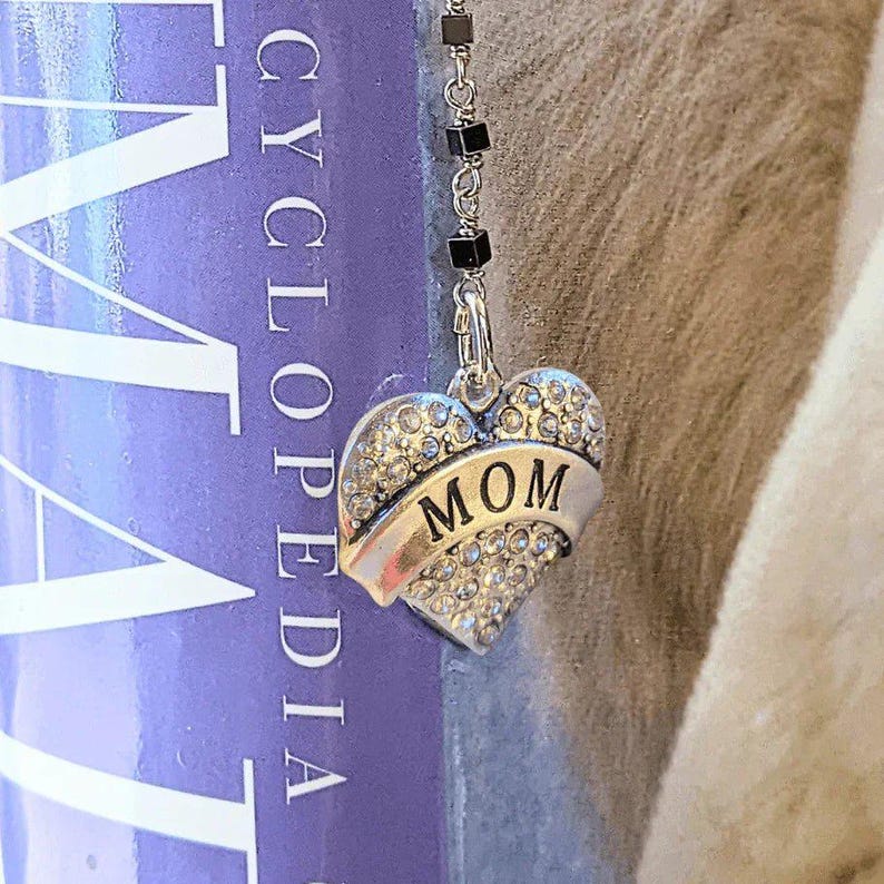 Mom Beaded Bookmark - - LadybugfeetDesigns -