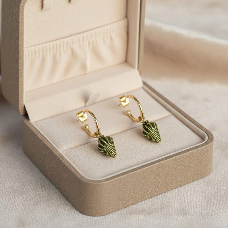 Sea Green Conch Seashell gold hoop earrings, Hoop Drop, 16mm - - LadybugfeetDesigns -