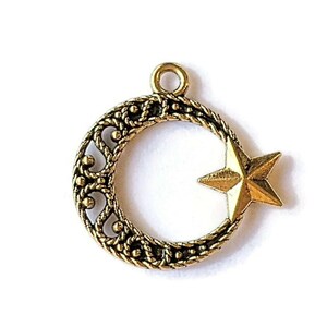 Large Gold Filigree Crescent Moon & Star Charm Pendant - - LadybugfeetDesigns -