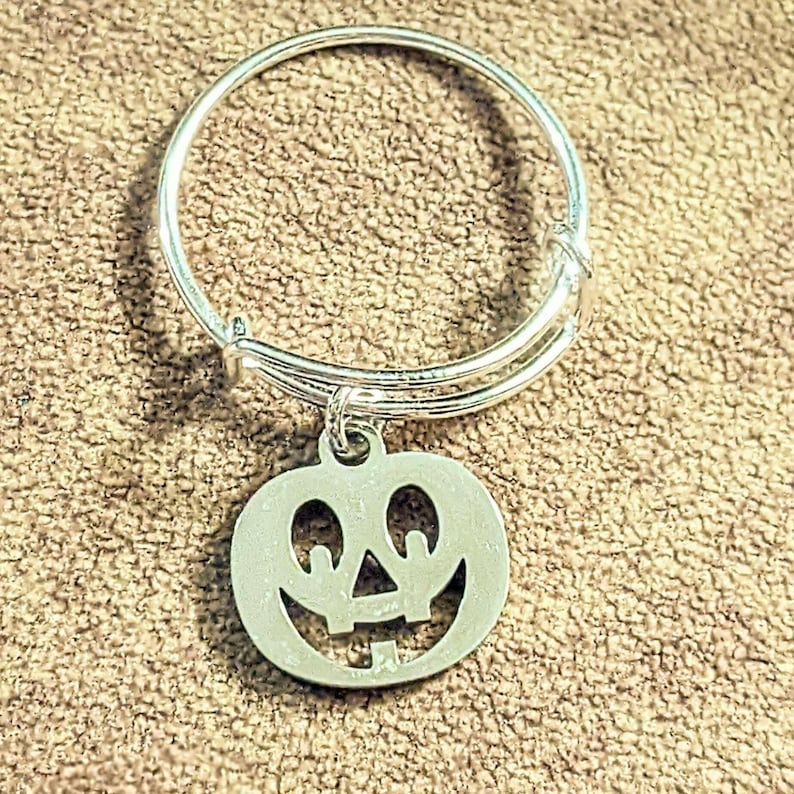 Jack O' Lantern Expandable Charm Ring - - LadybugfeetDesigns -