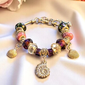 Seashell European beaded bracelet, Silver - - LadybugfeetDesigns -