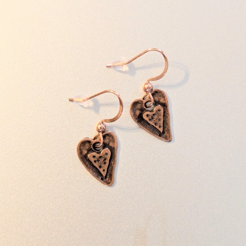 Heart dangle earrings, Copper/Rose Gold - - LadybugfeetDesigns -
