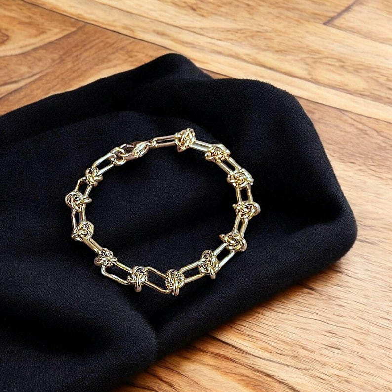 Gold Paperclip Barbed Wire Chain Bracelet - - LadybugfeetDesigns -