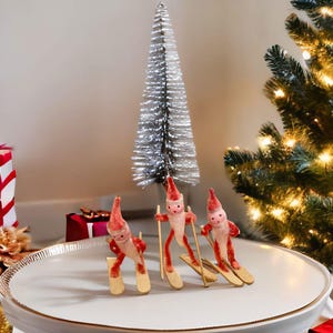 Chenille Pipe Cleaner Skiing Santa Claus | Festive Ornaments | 1970&#39;s | ScandiChristmas