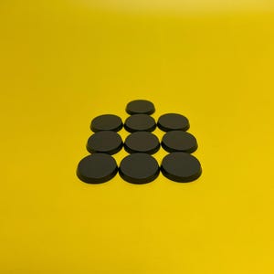 25mm / 1 inch Round Bases SET of 10 for RPG Miniature Figures - DIY Mini Figures - Dungeons & Dragons - Black Bases Plastic w Slight Texture