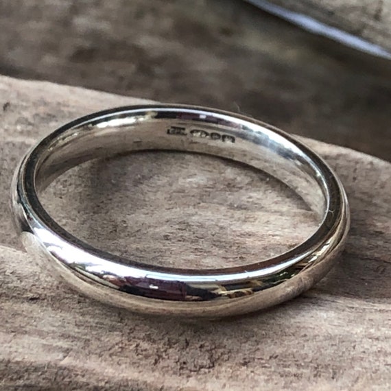 Silver court ring sale