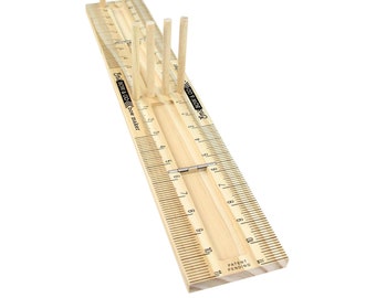 22in Wood Bow Maker with Pegs