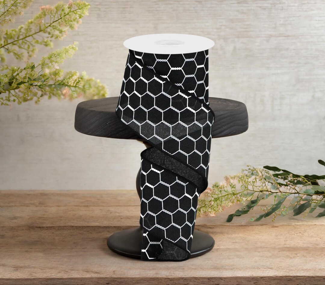 2.5in Chicken Wire Ribbon: Black & White (10 Yards) - Etsy