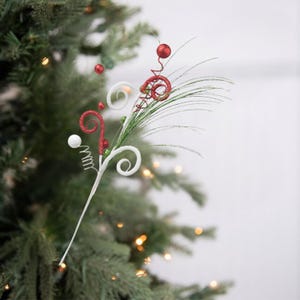 18in Glitter Curly Ball Pick: Christmas