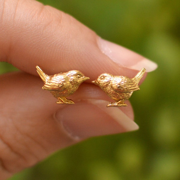 Handmade Gold-Plated / Silver / 9ct Gold Wren Bird Stud Earrings