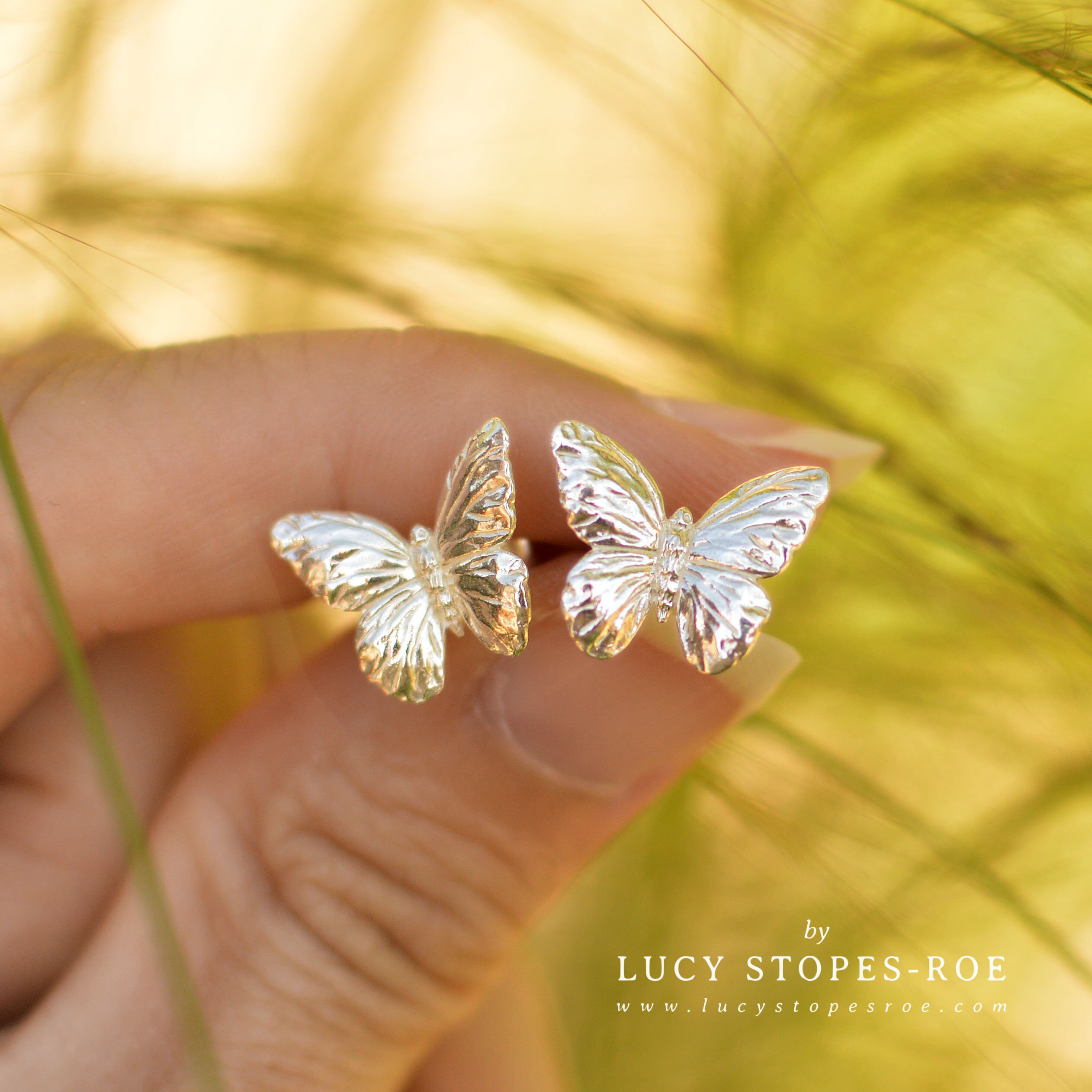 vintage gold butterfly handmade earring｜イヤリング
