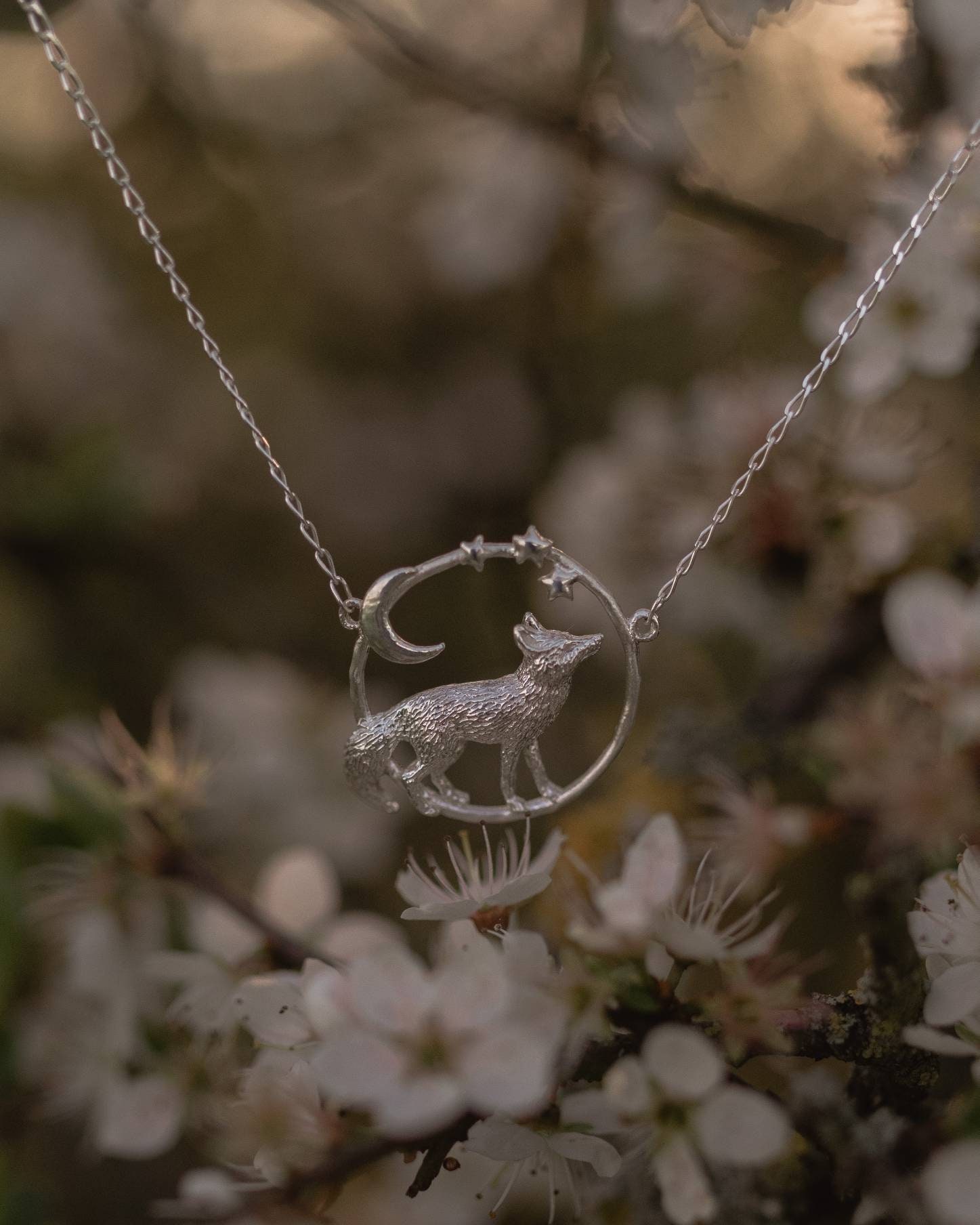 Collana da donna con ciondolo a forma di volpe, stella e luna