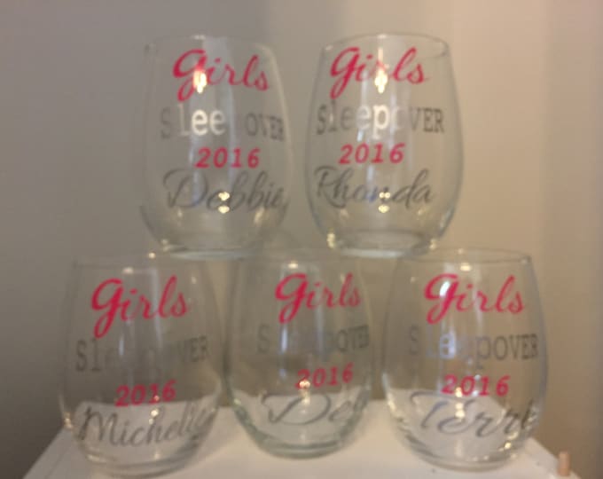 Girls Weekend, Girls Getaway, Girls Sleepover, Girls Trip, Customizable Stemless Wine Glasses, Personalized  Stemless Wine Glasses