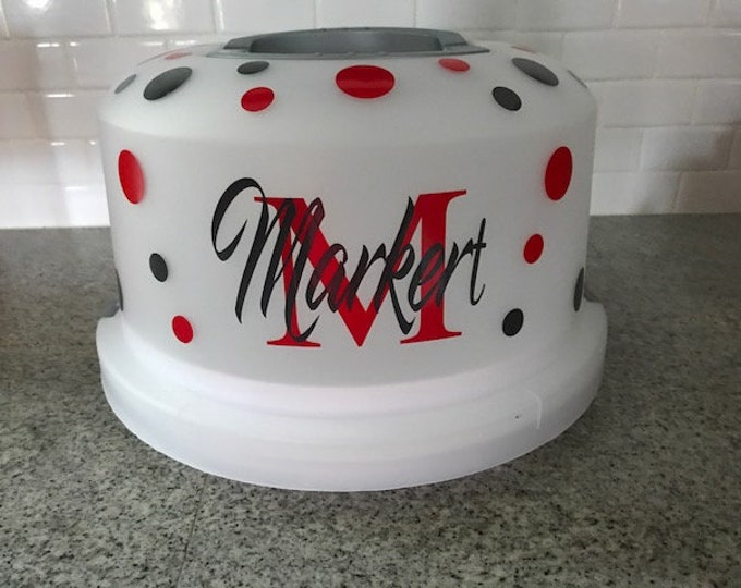 Personalized CAKE CARRIER, and cupcake carrier,monogram carrier,personalized carrier,birthday gift,wedding gift,cake stand,cake container,
