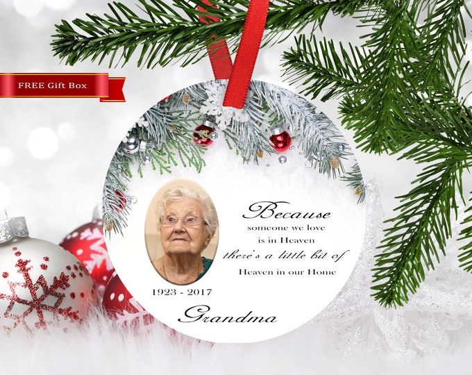 Merry Christmas Ornament,Housewarming Gift,Ornament,Christmas,Custom Ornament,Personalized Ornament,Gifts for her,Porcelain Ornament,Family