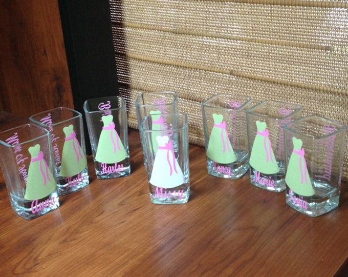 8 Wedding Glasses, Personalized Bridesmaid Shot Glasses, Wedding Party Glasses