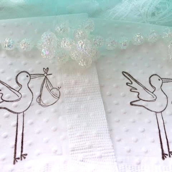 Serviettes et articles de fête pour baby shower Cigogne - Fête révélatrice de genre - Saupoudrage de bébé non sexiste - Décoration Sip and See - Serviettes de table en relief