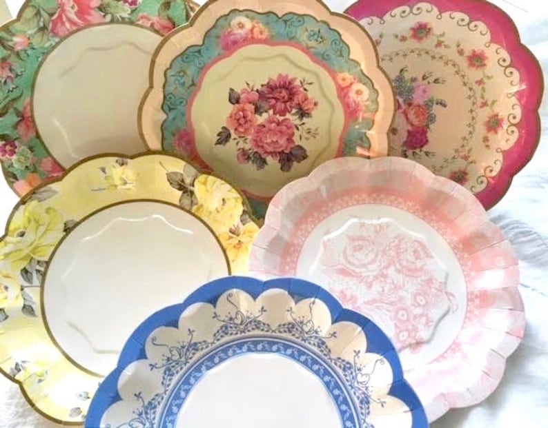 pretty paper plates for parties