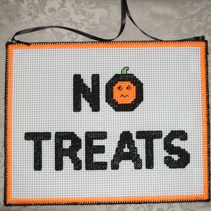 No Treats Wall Hanging - 2 motifs