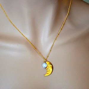 Opal Moon Necklace Gold,  Moon Phase Necklace,  Celestial Jewelry, Moon Charm Necklace, Gift for Girlfriend, BFF, Gift for Daughter