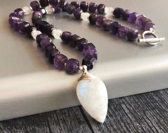 Men Empath Protection necklace, Natural Amethyst and Moonstone Necklace for Men, Rainbow Moonstone Pendant Necklace, Gift for Boyfriend, Dad