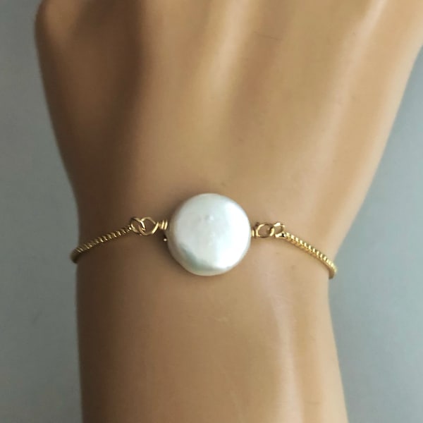 Single Pearl Bracelet, Freshwater Pearl Bracelet Gold, Flower Girl Bracelet Adjustable, Bridesmaid Gift, BFF Gift, Bridesmaid Jewelry