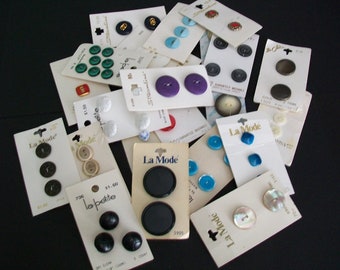 Bulk Button Assortment, Vintage Button Cards,Grab Bag 10 Cards, Plastic Buttons, Metal Buttons, Old Buttons, for DIY Crafts, Sewing, Art