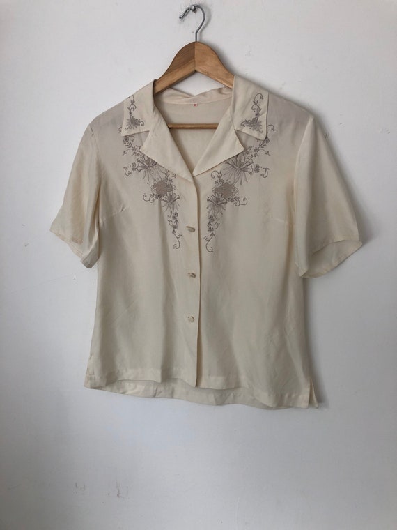 Vintage Sixties Chinese Embroidered Blouse 38
