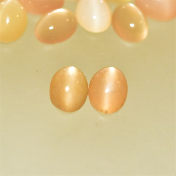 Peach Moonstone 8x6mm Oval Cabochon Pairs Ref:49902