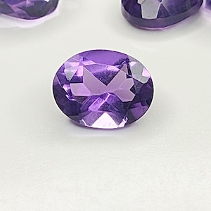 Amethyst 9x7mm Oval Faceted Gemstone Ref: AMT0083