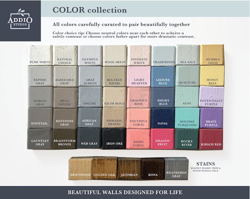 Puede incluir: Una carta de colores con 48 muestras de pintura, cada una con un nombre. Los colores est&aacute;n dispuestos en filas y columnas, y los nombres est&aacute;n impresos debajo de cada muestra. La carta se titula "COLOR collection" e incluye el texto "Todos los colores cuidadosamente seleccionados para combinar a la perfecci&oacute;n".