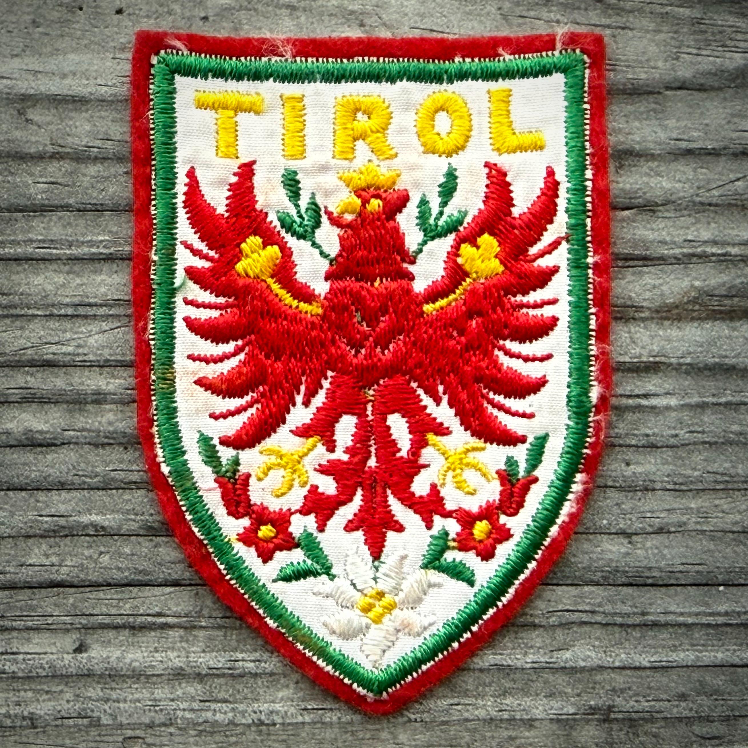 Patch écusson Brodé Vintage - Tyrol (Autriche) - Armoiries Et Drapeau