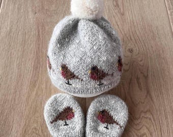 Alpaca baby hat & mittens. Size 3 months.