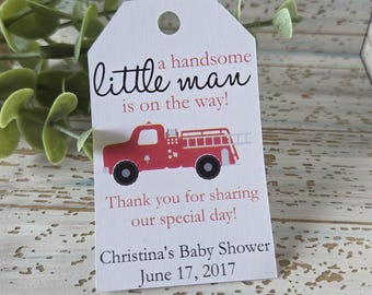 Un hombrecito guapo está en camino, Camión de bomberos, Baby Shower de camión de bomberos, Bombero, Baby Shower de bombero (215)