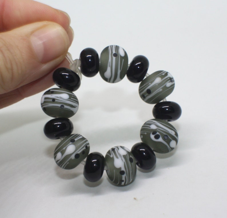 10 mm x 14 mm Points Dots Handmade Lampwork Glass Rondelle Beads Gray White Black Set 6 Etched Donut Beads Matte Opaque Beads