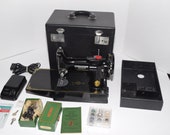 Vintage 1949 Singer Model 221 Featherweight Sewing Machine w Accessories Case