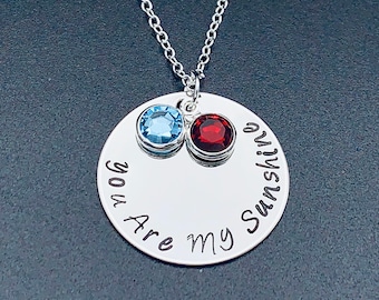 Sie sind meine Sonnenschein Halskette Hand gestempelt mit Birthstones-Familie Geburt Steine - personalisierte gestempelt Familie Halskette/Valentinstag Geschenk