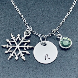 Collar de copo de nieve personalizado, gema de piedra de nacimiento, nombre o inicial, encanto de copo de nieve, piedra de nacimiento, regalo de dama de honor, regalo de joyería de la boda