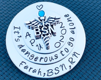 Personalisierte Pin für RN LPN oder Caduceus /bsn /Nurses / Krankenschwester Student / Pflege Pinning Zeremonie / RN Pin / Lpn Pin / Pflege Absolvent #12