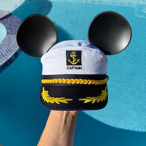 Child’s Mickey Captain Hat