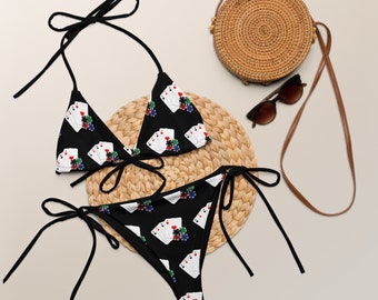 Vegas Poker Heltryckt stringbikini i återvunnet material