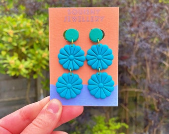 Blue & Green 60's/70's Flower Power Boho Hippie Daisy Vintage Costume Coquette Psychedelic Polymer Clay Drop Stud Earrings.
