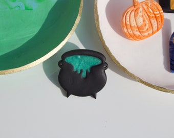 Black & Green Spooky Cauldron Polymer Clay Pin/Brooch