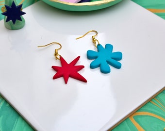 Red and Blue Kiki & Bouba Linguist Scientist Academic Abstract Memphis Retro Kitsch Quirky Y2K Nerdy Geek Kitsch Dopamine Earrings