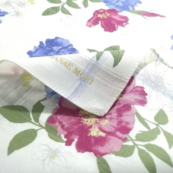 Vintage Hanae Mori Handkerchief Floral Pattern Po… - image 3