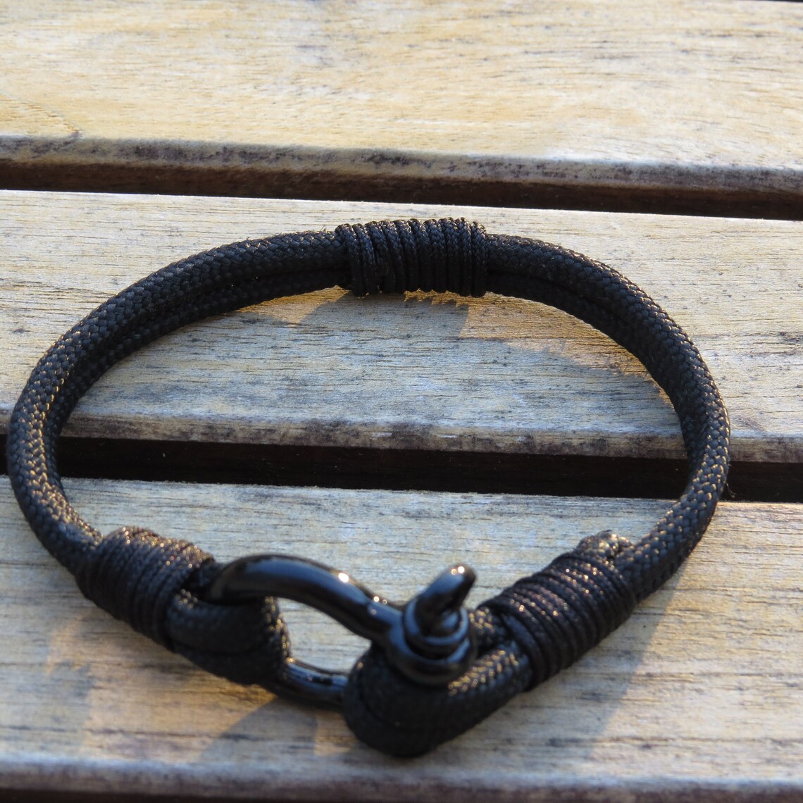 Paracord Bracelet Shackle Handmade Etsy