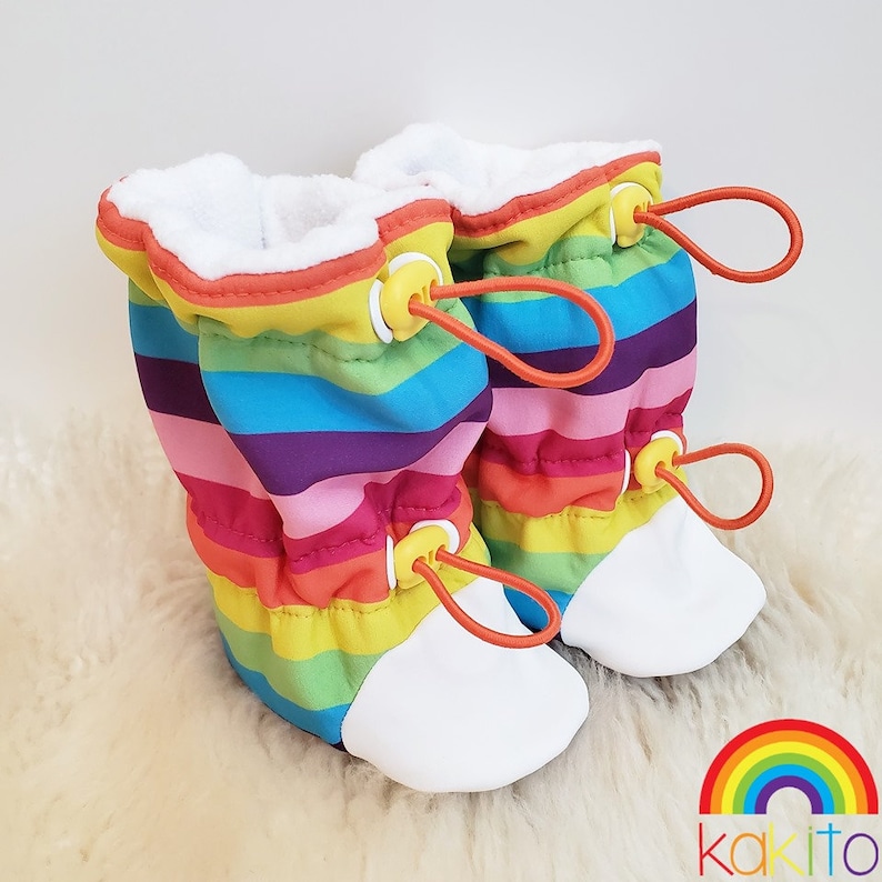 Baby and toddler overall outdoor booties PDF sewing pattern and tutorial ebook DIY mocs shoes slippers