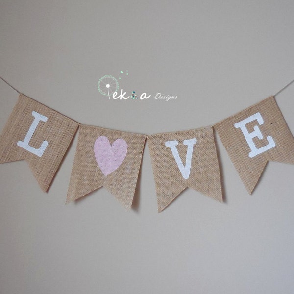 LOVE Burlap Banner / Valentine's day decoration / Valentine's burlap bunting / photo props / wedding garland / wedding bunting