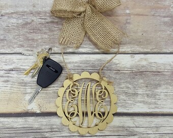 Car Charm - Car Monogram - Rear View Mirror Monogram - 4.5" Painted Monogram with Burlap Bow - Scallop Circle Border