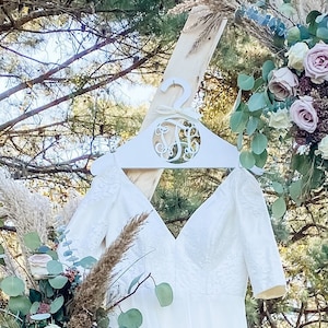 Wedding Dress Hanger - Bridal Hanger - Wedding Hanger - Personalized Hanger - Bridal Hanger - Wedding Gift - Bridesmaid Hanger